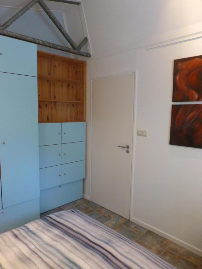 Vakantiehuis Onder De Peppel Met Sauna En Jacuzzi Wijk en Aalburg Bagian luar foto